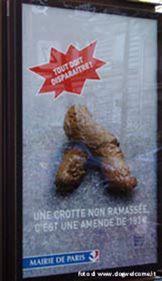 Poster a Parigi sulla raccolta deiezioni