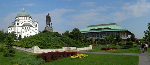 Parco Karadjordjev con il tempio di San Sava