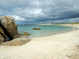 La spiaggia di meneham in Bretagna - Ph. Credits: Torpen - FansofBrittany.com